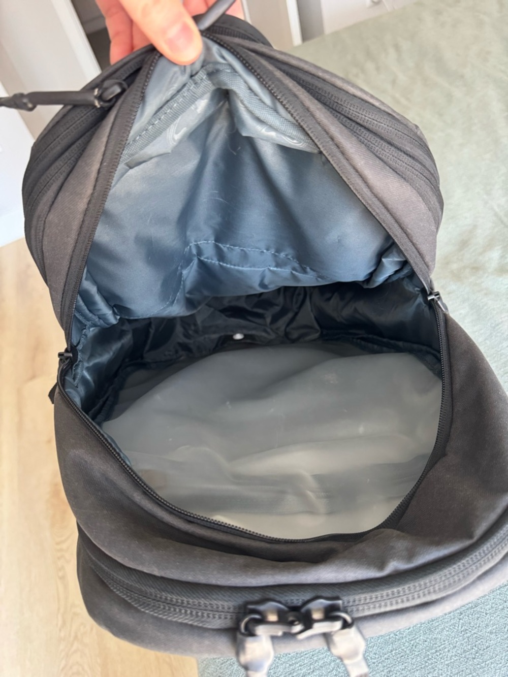 Thule Aion Travel Pack - 28 L - Picture 5 of 7